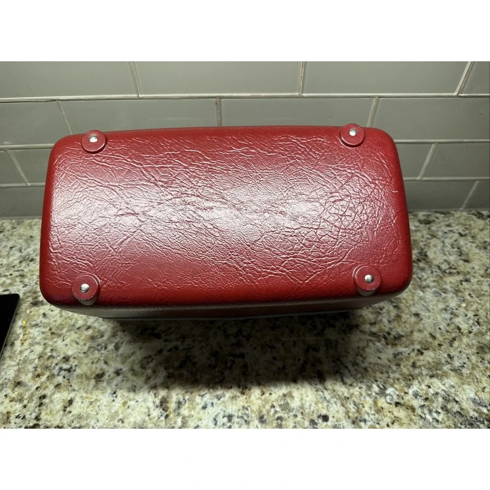 Vtg Samsonite Silhouette Train Case W/ Key & MakeUp bag Hardshell Luggage Maroon